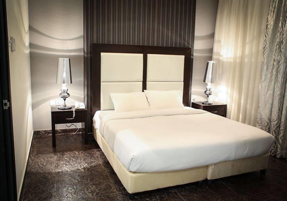 Loumage Hotel & Suites 마나마 외부 사진